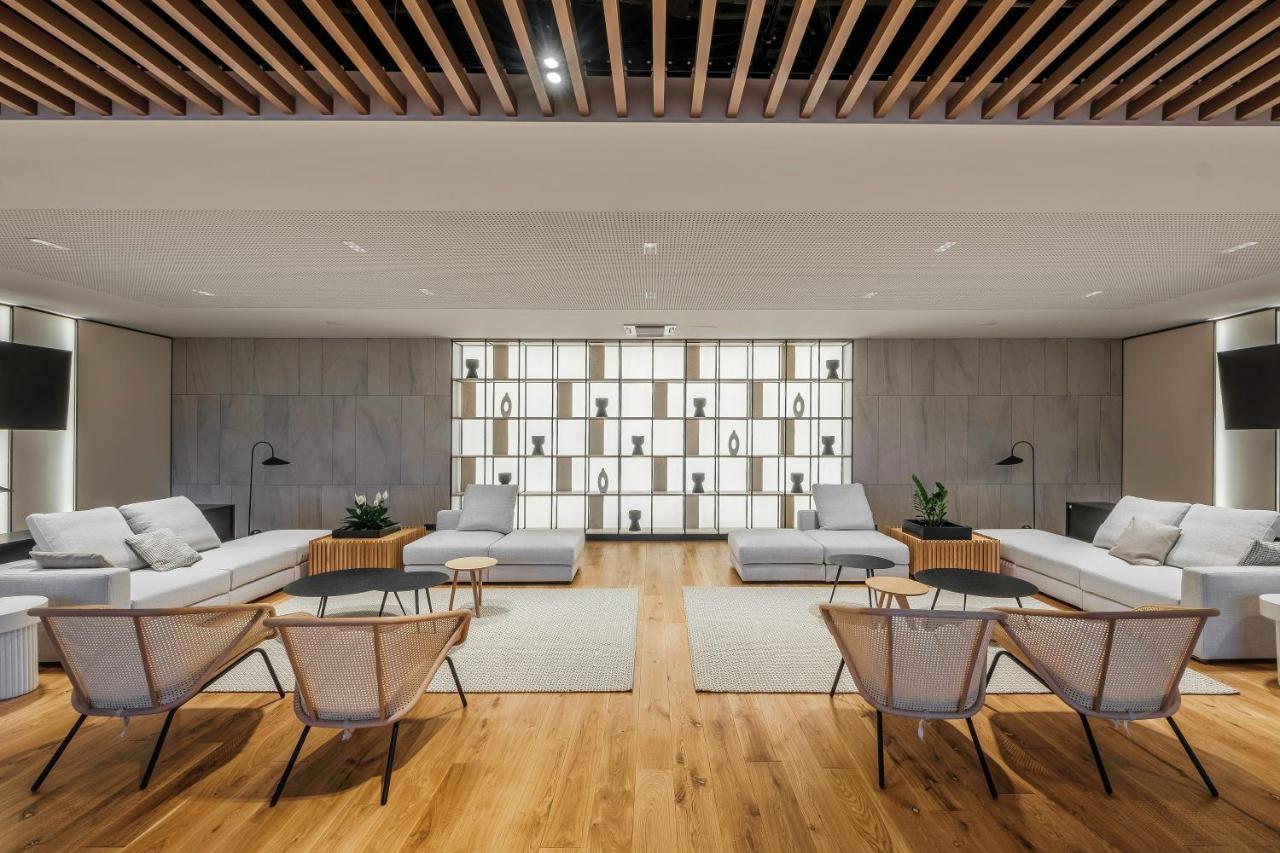 Voya Beach Resort Sveti Vlas Exterior foto The interior of the new building